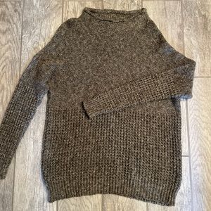 American Eagle sweater
